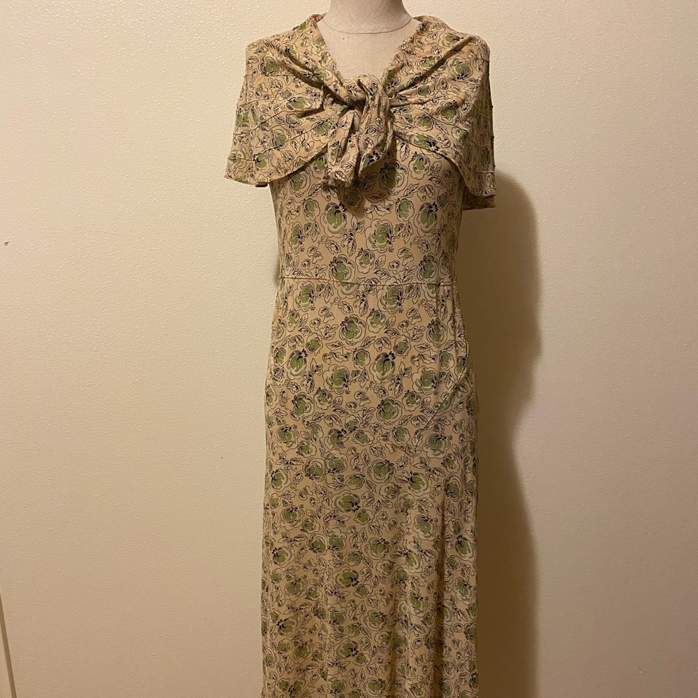 Vintage Beige and Green Floral Dress